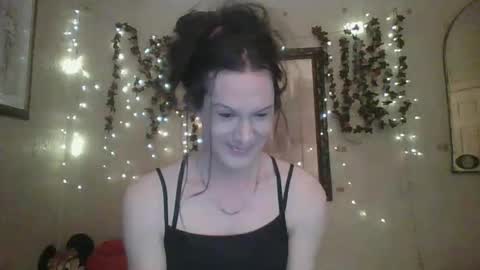 sillymillie0 online show from 12-15-25, 08:46