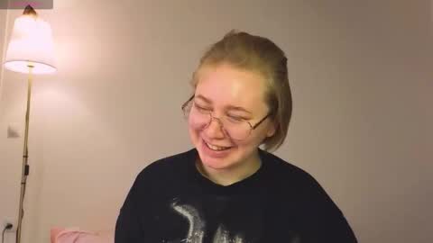 Lucia online show from 01-13-26, 05:35