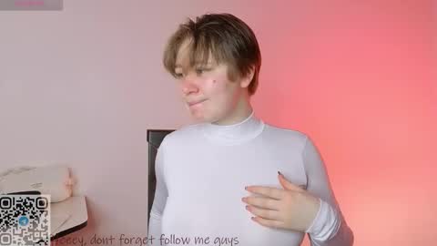 Lucia online show from 02-24-26, 07:17