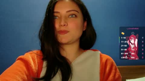 Snapshot of thesweethari chatting on 05-08-26, 01:00 I dont do real meetings My bio online show from 05-08-26, 01:00