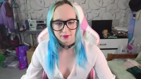 Snapshot of thetrixy chatting on 10-01-25, 07:47 The Great And Powerful Trixie online show from 10-01-25, 07:47