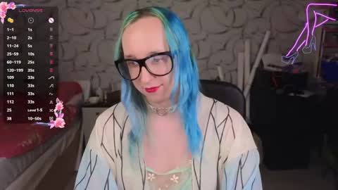 The Great And Powerful Trixie online show from 06-10-26, 04:39