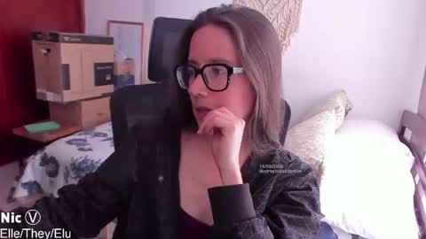 Nicole online show from 06-15-26, 08:00