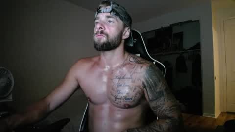 Snapshot of theufcfan_8181 chatting on 07-11-26, 04:26 troy online show from 07-11-26, 04:26