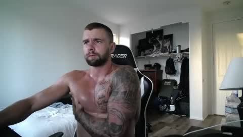 Snapshot of theufcfan_8181 chatting on 07-18-26, 02:49 troy online show from 07-18-26, 02:49