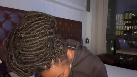 Sapphire the Vixen online show from 02-16-26, 12:07