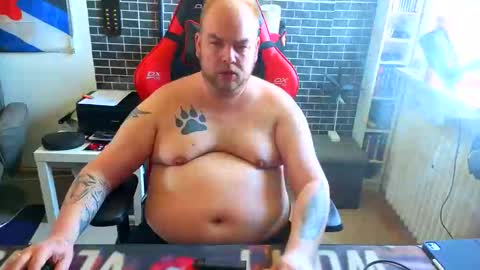 PupWolfy online show from 04-23-26, 11:42
