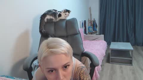 Snapshot of theysaidimcute chatting on 02-24-26, 09:24 theysaidimcute online show from 02-24-26, 09:24