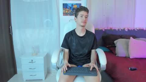 Manuel online show from 10-19-25, 06:36