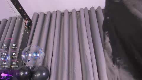 SanThiago online show from 11-19-25, 10:32