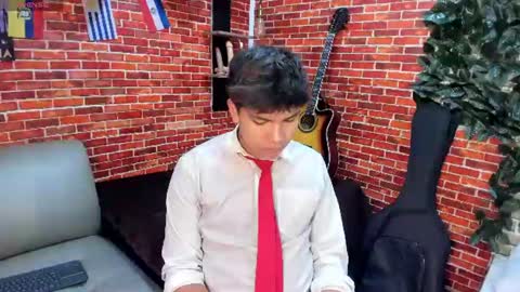 Snapshot of thiago_kozak chatting on 07-01-26, 01:56 thiago online show from 07-01-26, 01:56