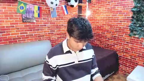 Snapshot of thiago_kozak chatting on 07-03-26, 12:33 thiago online show from 07-03-26, 12:33