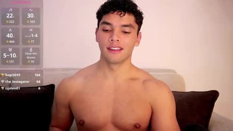 Snapshot of thiago_l chatting on 02-19-25, 12:25 Just Thiago online show from 02-19-25, 12:25