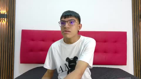 Snapshot of thiago_m17 chatting on 05-13-26, 11:40 thiago_m17 online show from 05-13-26, 11:40