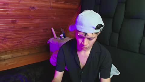 thiago_n_sam online show from 10-17-25, 02:19