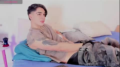 Thiago Winteer online show from 04-25-26, 03:53