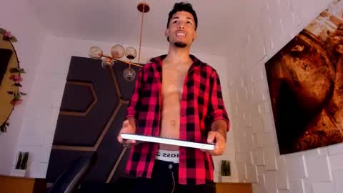 ThiagoFerreti online show from 11-21-25, 09:13