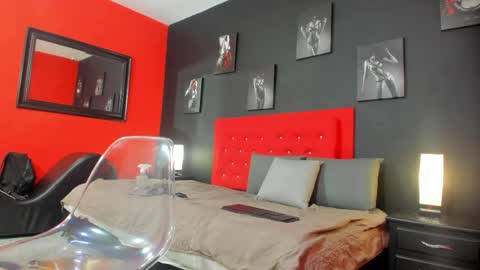 Thia Gomez online show from 11-05-25, 12:27