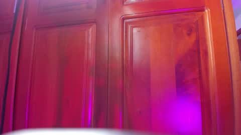 thiagosexy005 online show from 06-17-26, 12:46