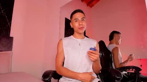 thiagosexy005 online show from 07-02-26, 01:05