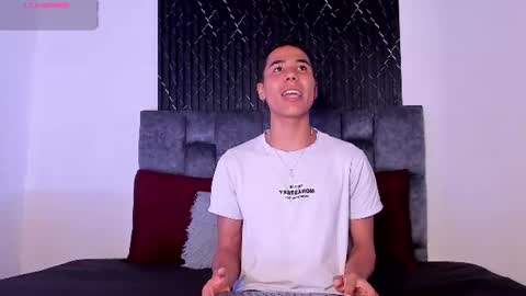 thiagosexy005 online show from 07-25-26, 12:42