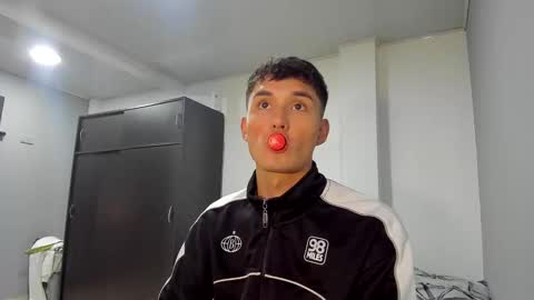 Thiago Wells online show from 10-23-25, 11:03