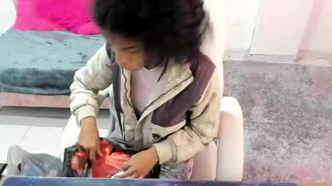 thianahorny online show from 12-01-25, 11:59