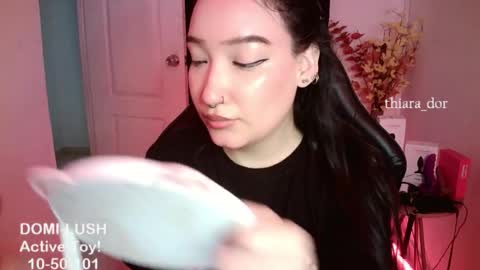 Snapshot of thiara_dor chatting on 10-15-25, 01:06 Thiara  Next Stream 0211 get my social media 3 online show from 10-15-25, 01:06