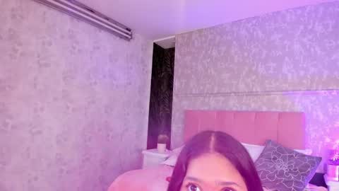 Snapshot of thiara_gh chatting on 05-08-26, 01:55 thiara_gh online show from 05-08-26, 01:55