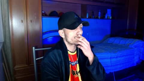 Snapshot of thick_and_big_cock chatting on 06-03-26, 01:52 Latino 8.5 inches online show from 06-03-26, 01:52