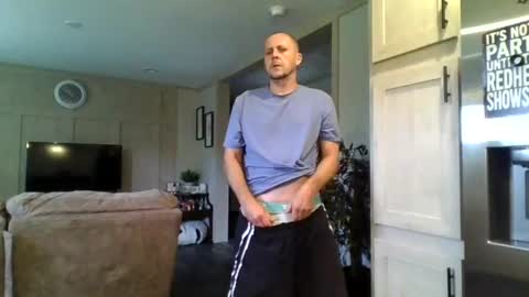 Snapshot of thick_dick11 chatting on 06-29-26, 02:50 Val online show from 06-29-26, 02:50