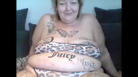 thickdarkangel online show from 05-10-26, 05:29