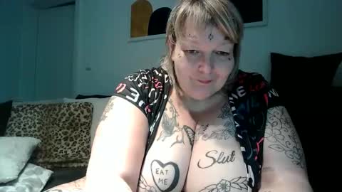 thickdarkangel online show from 06-09-26, 06:19