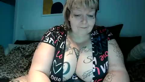 thickdarkangel online show from 07-19-26, 06:44