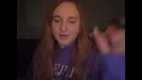 Snapshot of thickgingergoddess chatting on 12-27-24, 01:53 Ariel online show from 12-27-24, 01:53