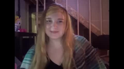 Snapshot of thickgingergoddess chatting on 01-04-25, 01:42 Ariel online show from 01-04-25, 01:42