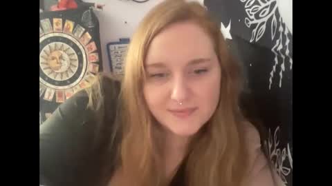 Snapshot of thickgingergoddess chatting on 01-25-25, 07:28 Ariel online show from 01-25-25, 07:28