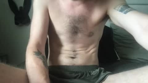 Snapshot of thicknickdive chatting on 03-29-26, 10:32 thicknickdive online show from 03-29-26, 10:32