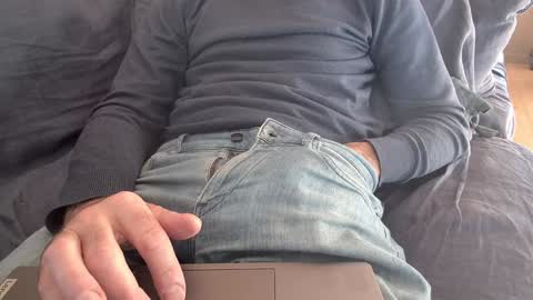 Snapshot of thickrum chatting on 02-06-25, 01:54 Thickru online show from 02-06-25, 01:54