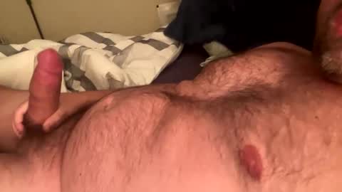 Snapshot of thickstrokin chatting on 12-15-24, 07:35 THICKSTROKIN online show from 12-15-24, 07:35