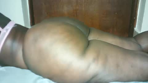 Snapshot of thickybabe_05 chatting on 02-25-25, 11:33 thickybabe_05 online show from 02-25-25, 11:33