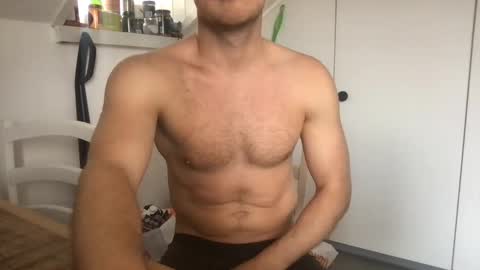 thierrinho8148 online show from 01-02-25, 10:37