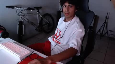 thieves_us online show from 10-13-25, 06:35