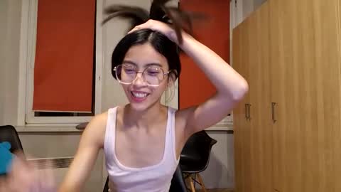 thifa2x online show from 12-17-25, 07:42