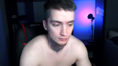 Snapshot of this_is_andy chatting on 02-06-25, 03:59 Andy online show from 02-06-25, 03:59