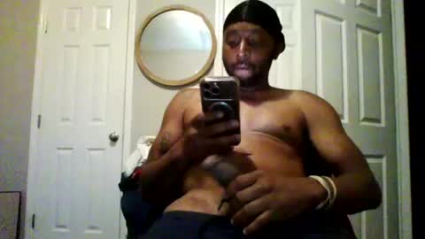 Snapshot of thisdickhitdifferent chatting on 06-22-26, 12:57 Juelz online show from 06-22-26, 12:57