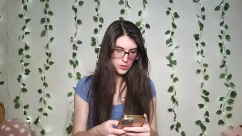 Snapshot of thistlefernsby chatting on 07-07-26, 02:14 thistlefernsby online show from 07-07-26, 02:14