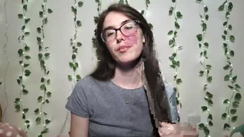 Snapshot of thistlefernsby chatting on 07-21-26, 02:14 thistlefernsby online show from 07-21-26, 02:14