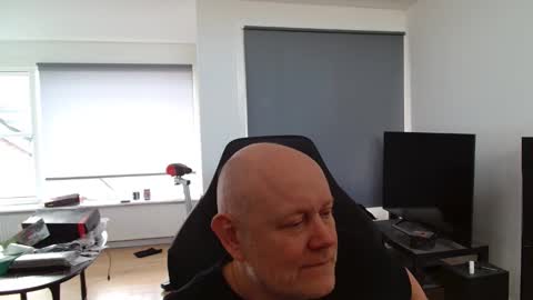 thomas315627 online show from 04-20-26, 11:35