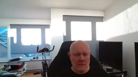 thomas315627 online show from 04-24-26, 04:48